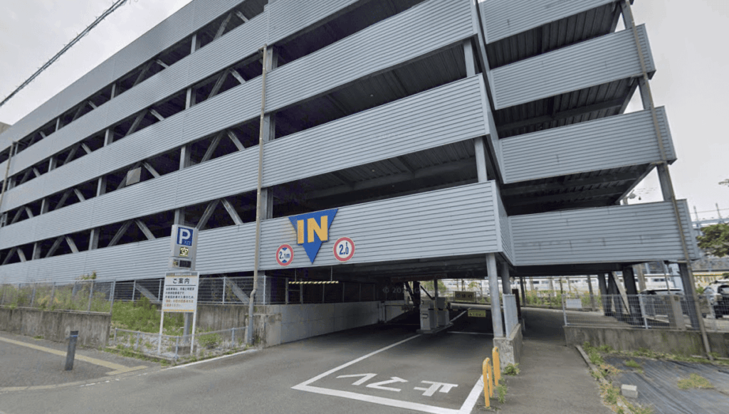 鳥栖駅立体駐車場