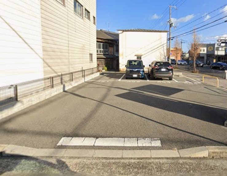 マンスリータイムズ明石人丸前駐車場