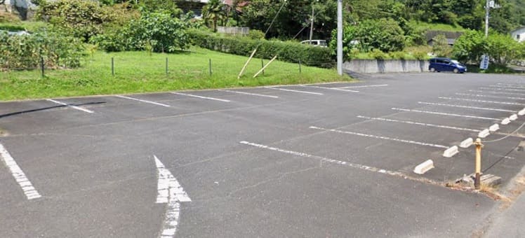 滝の駐車場根本駐車場隠居店