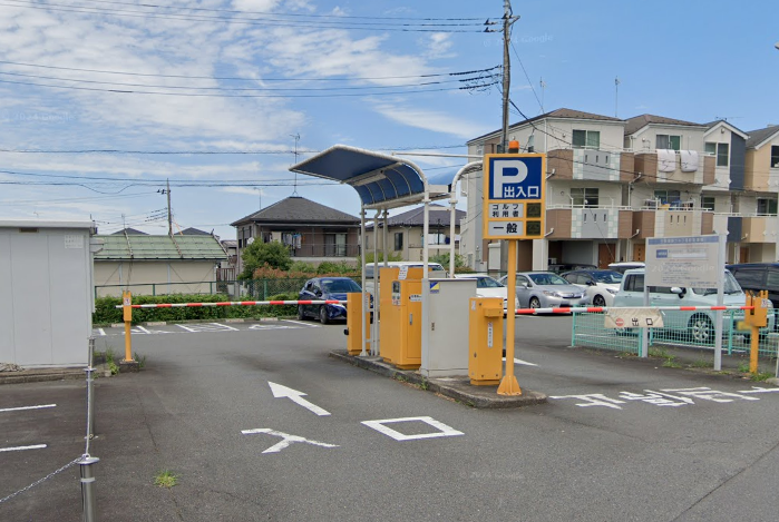 生田緑地ゴルフ場前駐車場
