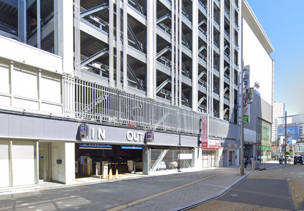 稲森パーキング本社駐車場