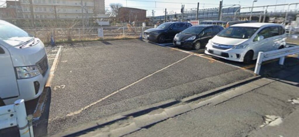 西武スマイルパーク拝島駅北口駐車場