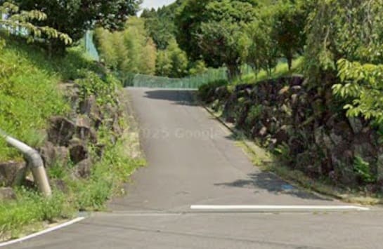 足助グラウンド駐車場