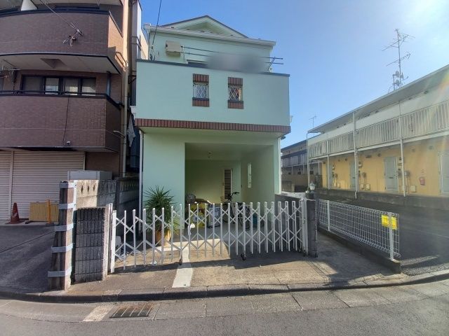 須藤邸登戸2651駐車場