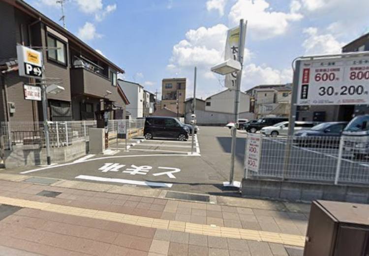 河原町通九条北駐車場