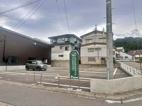 越後湯沢駅東口-湯沢町1丁目駐車場