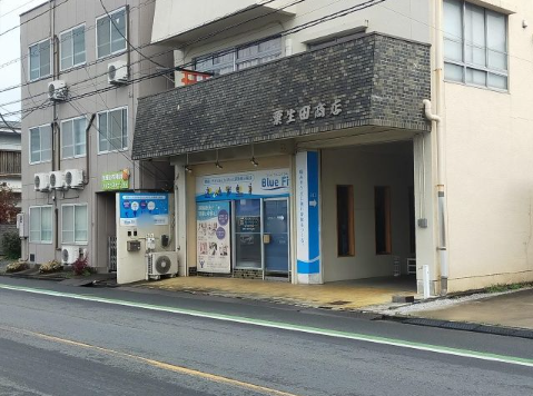 ブルーフィット駐車場