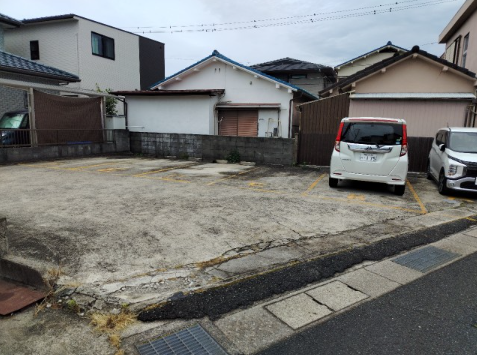 太田557-10-E駐車場