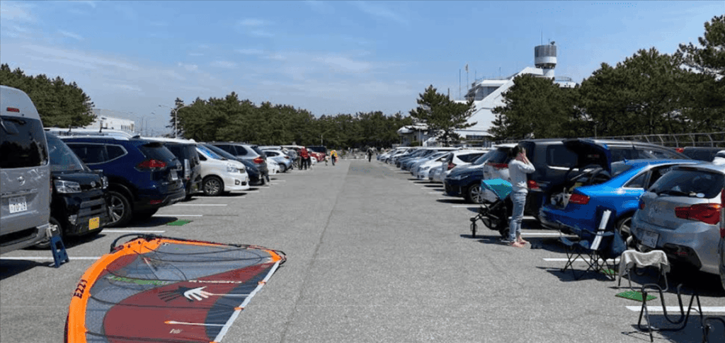 稲毛ヨットハーバー駐車場