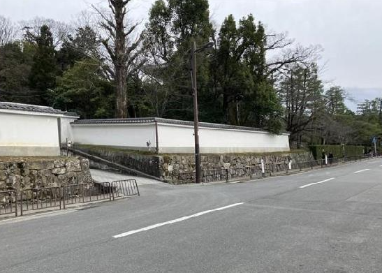総本山知恩院三門北駐車場